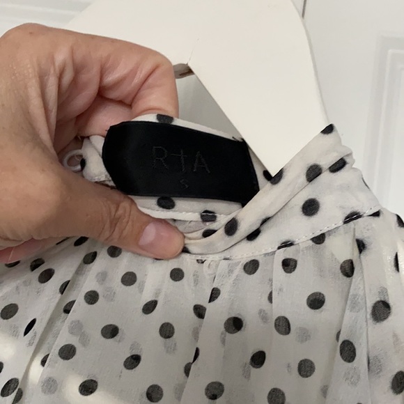 RTA polka dot blouse - Picture 7 of 7